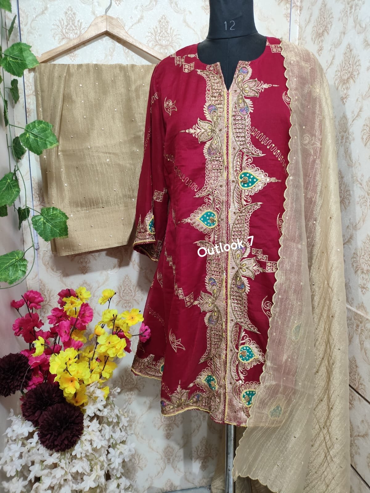 Haritage Farshi Suit - Image 2